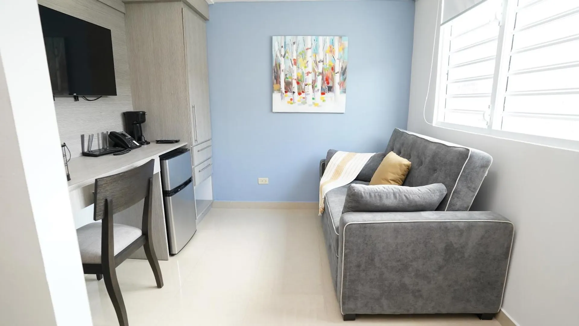 La Placita Suites Hotel-Suite 206 San Juan
